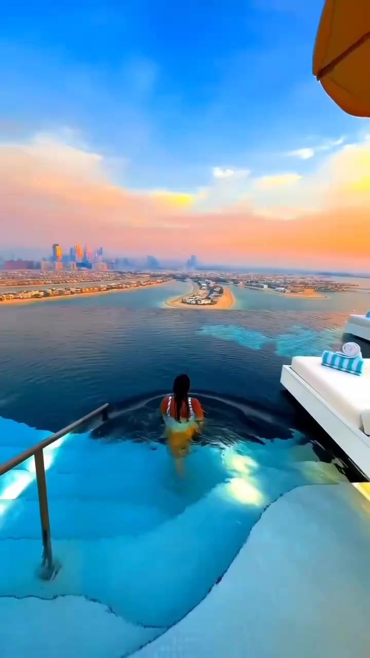 @Travel_Star360