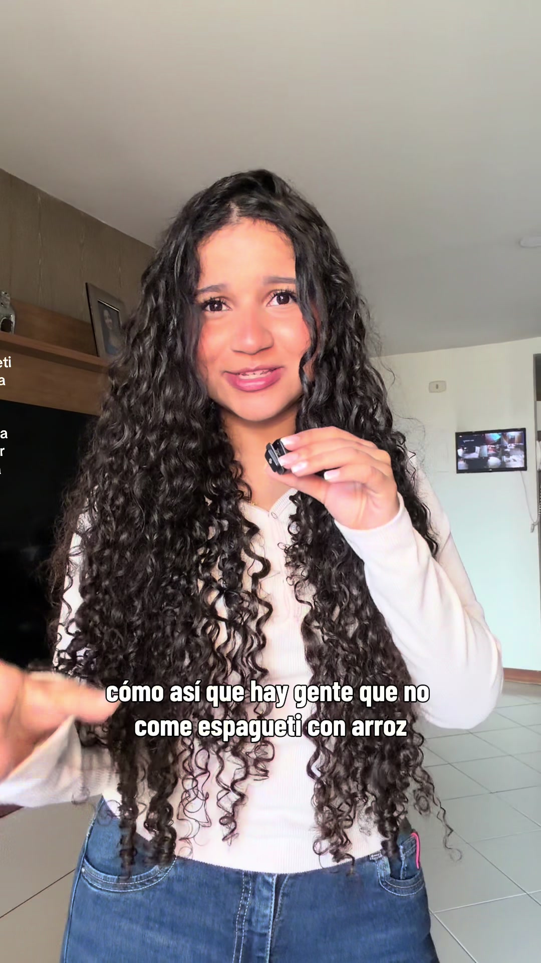 @Angieleon_24