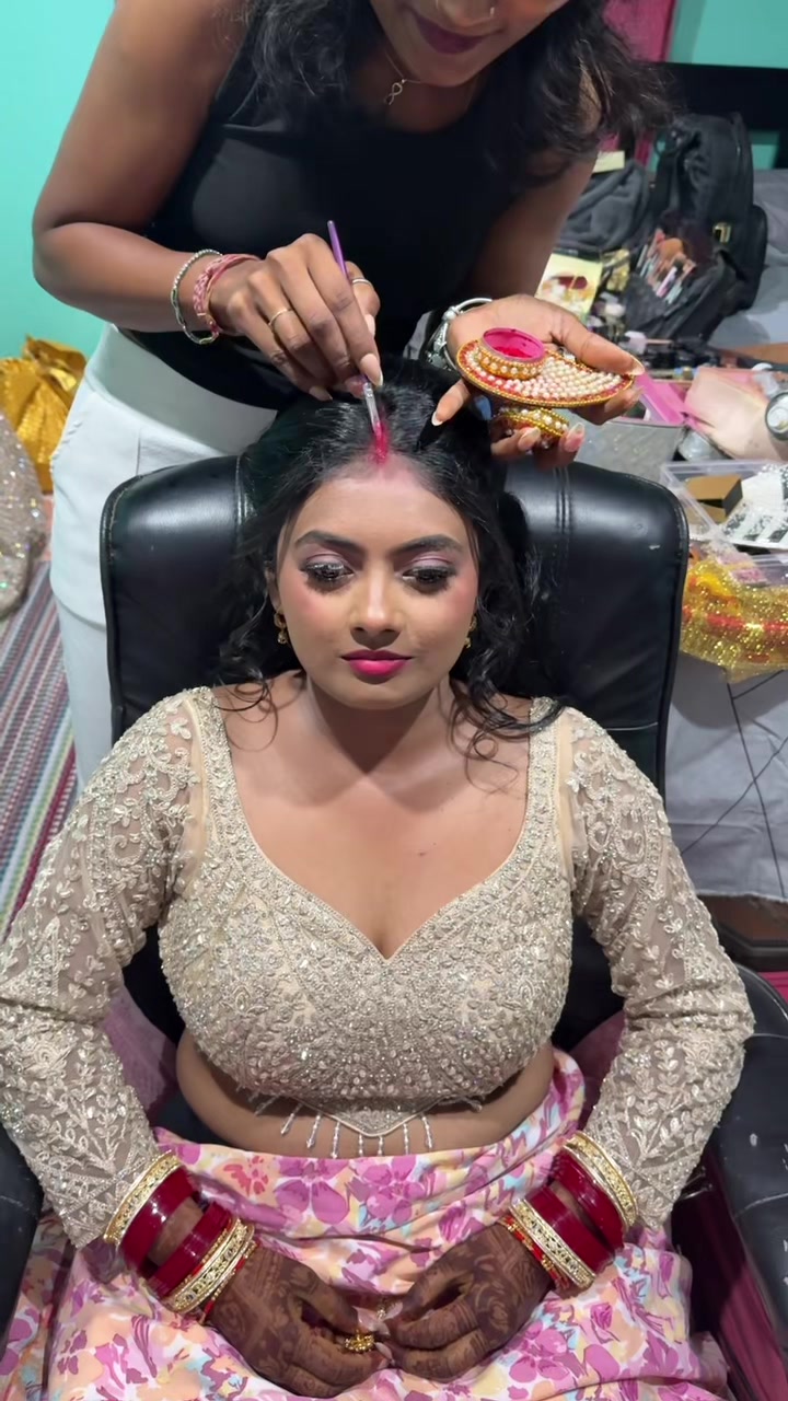 @Makeup journey fiji
