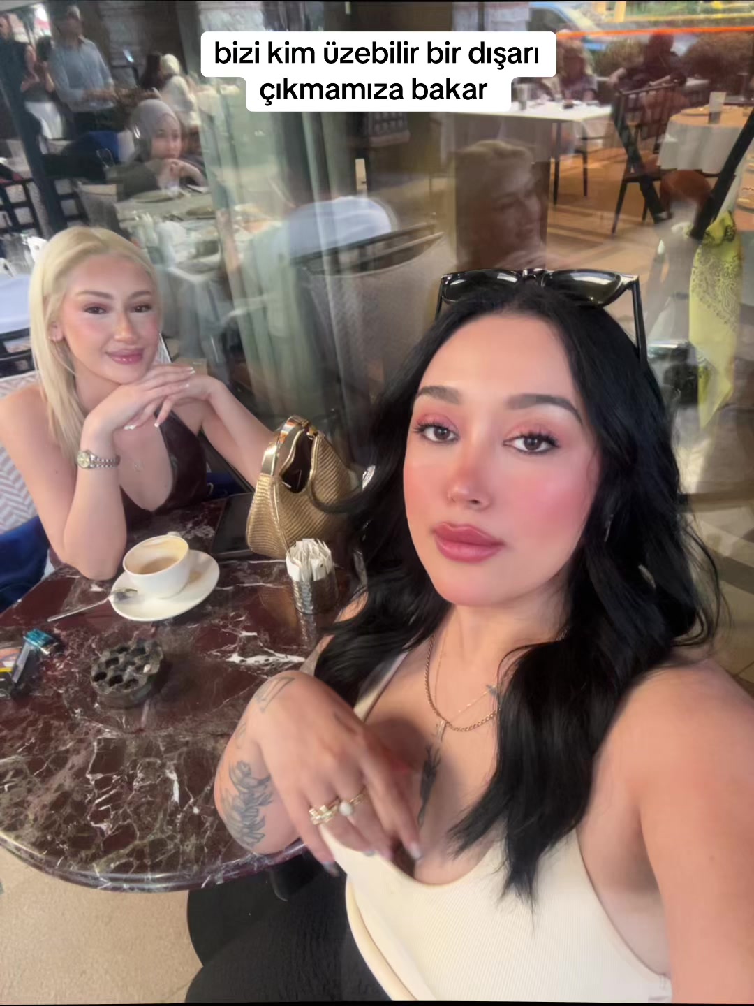 @Ece Aydoğdu