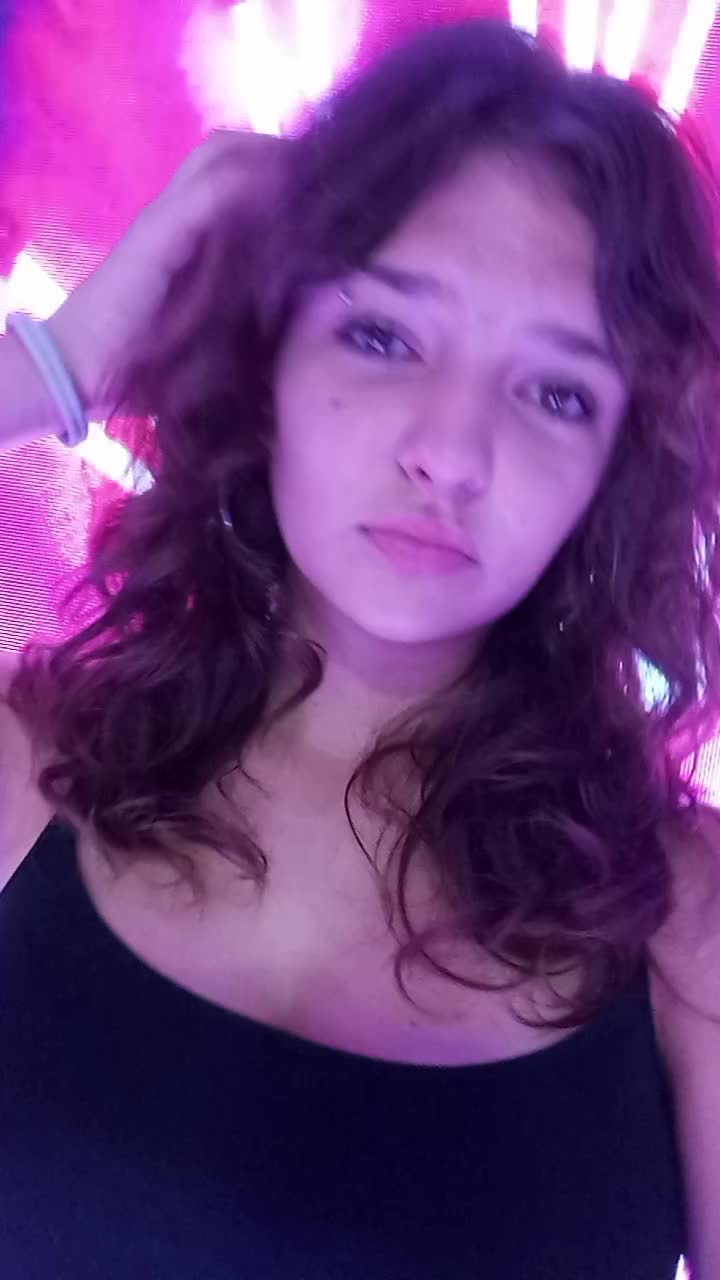 @Leni