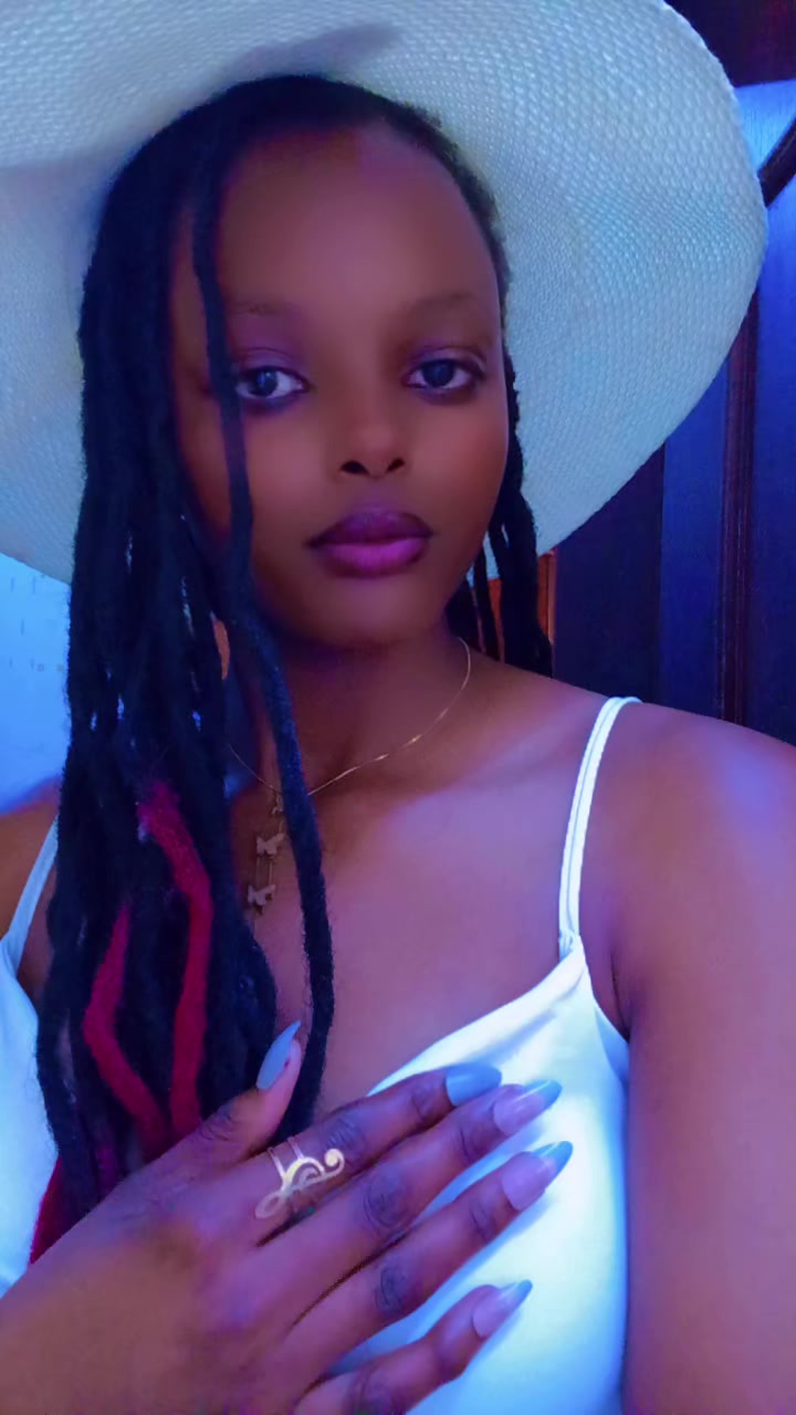 @❤️🦋