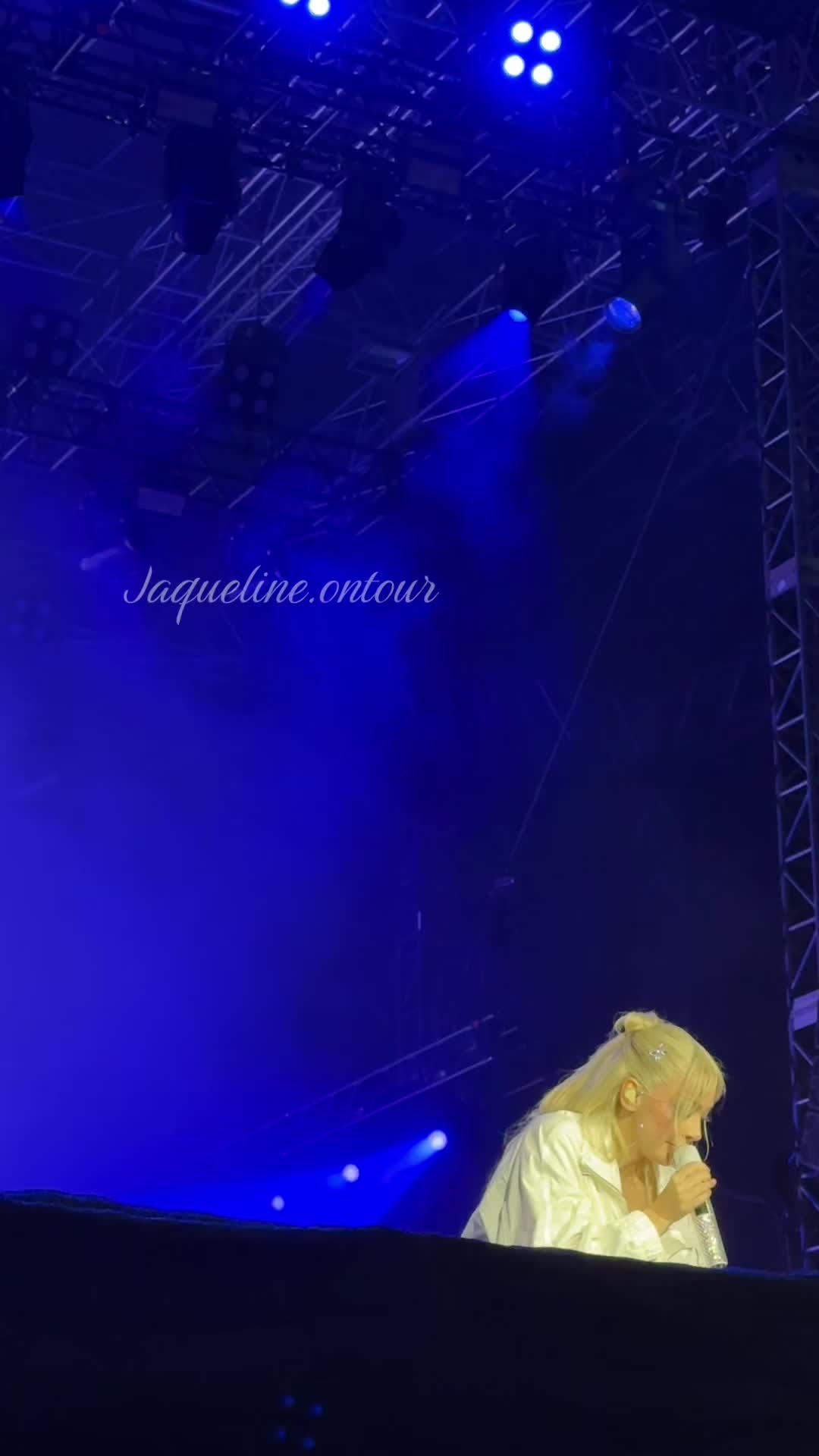 @jaqueline ྀི