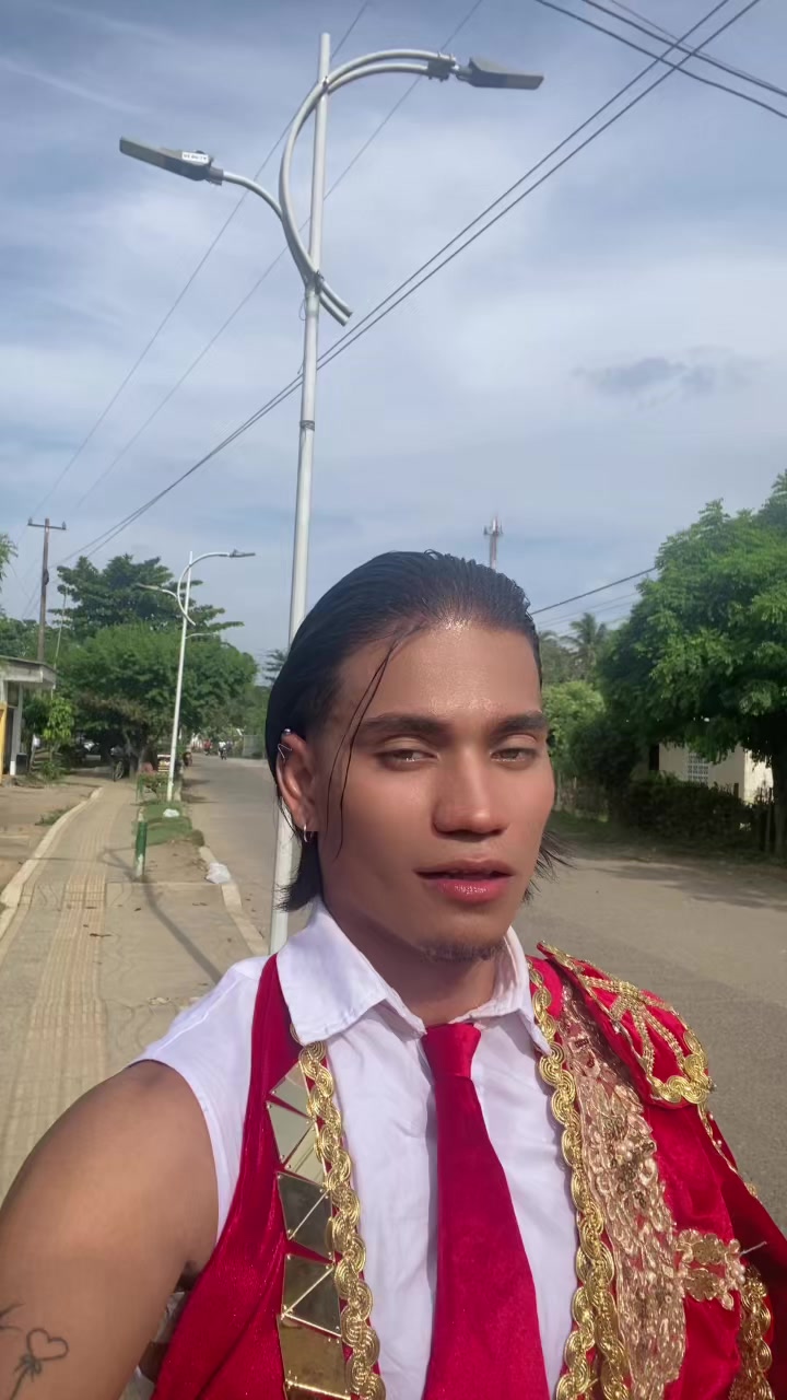 @Burgos🦦