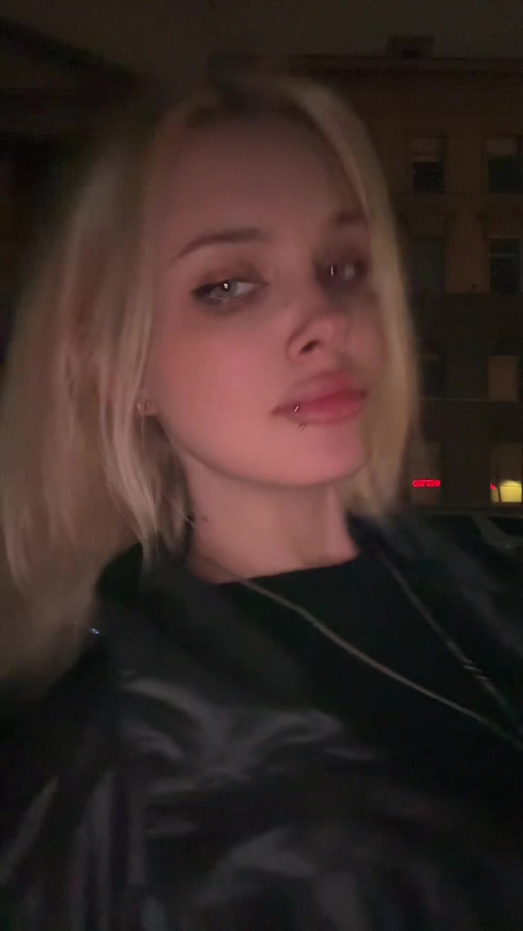 @твич oblizala