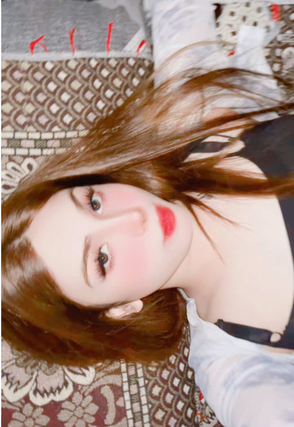 @Hoorpari ❤️🦋
