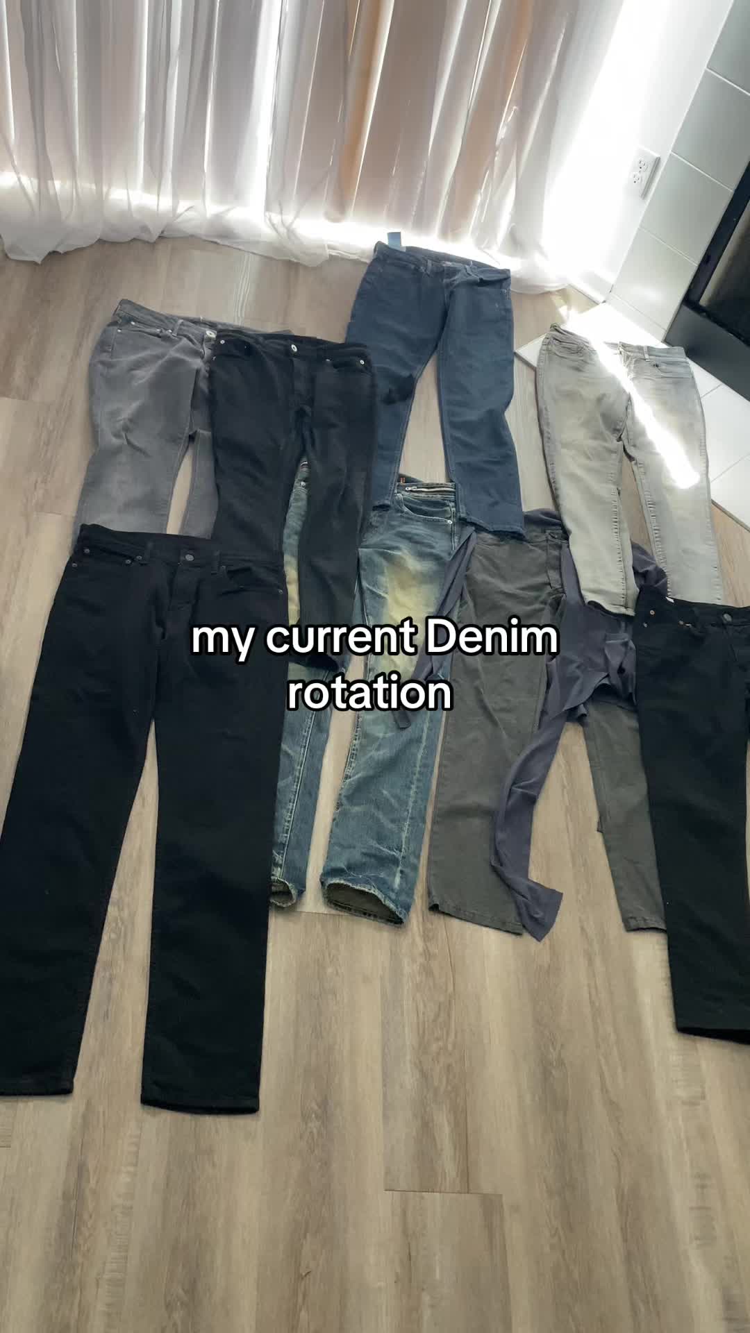 @￶