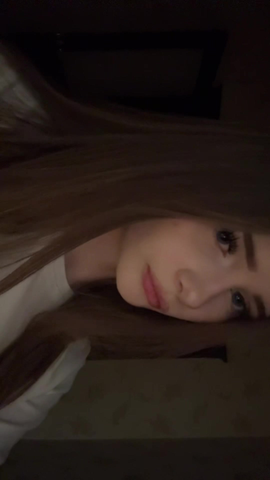 @соня я