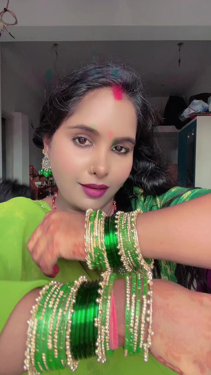 @divyapandit
