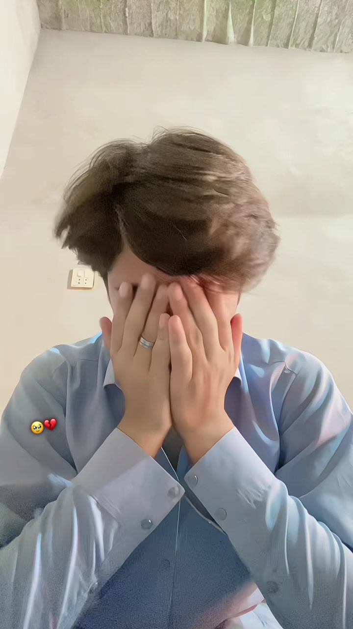 @꧁🥹•بے وفا یار•🥹꧂