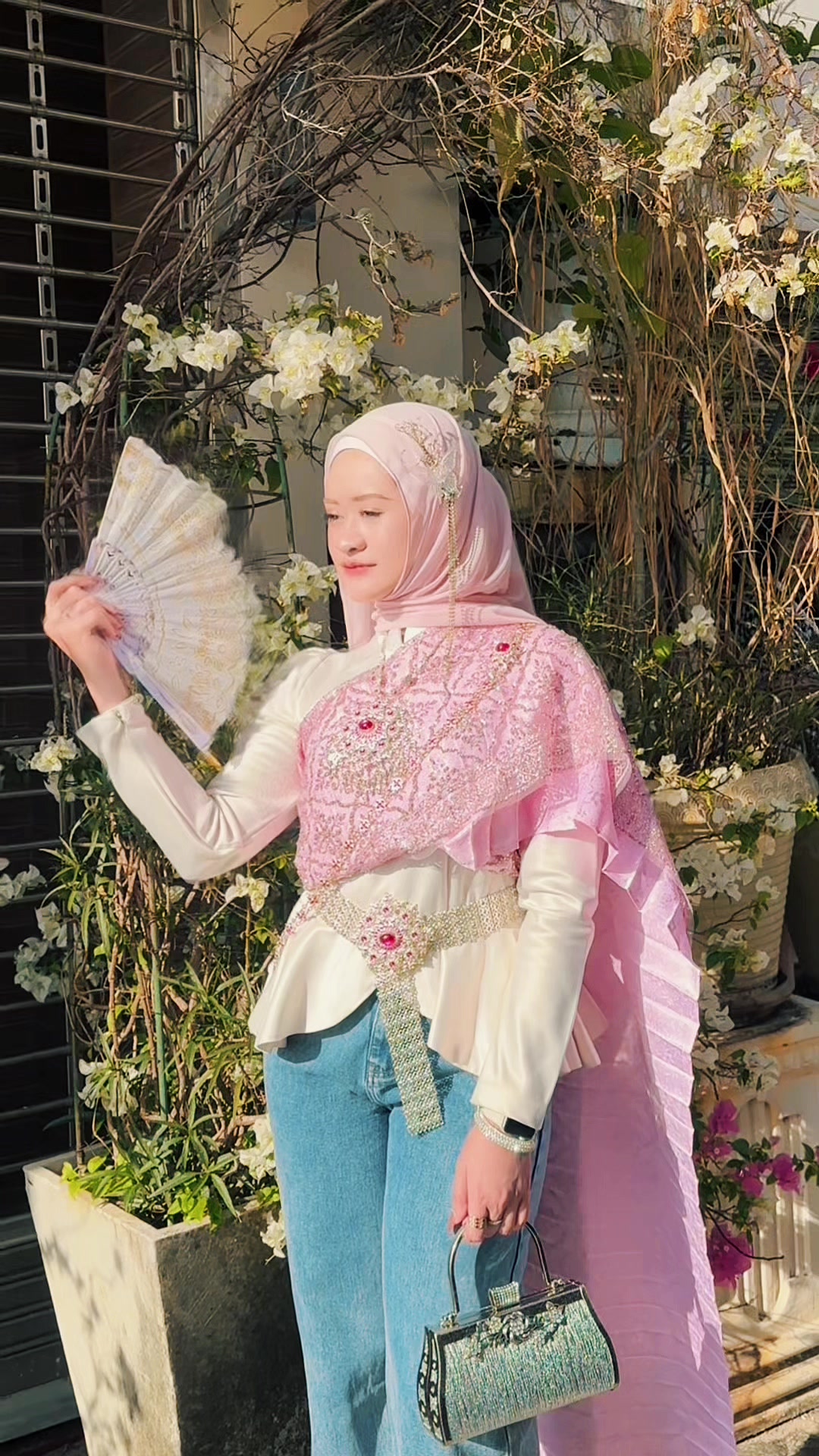 @𝐌𝐎𝐍𝐍𝐈𝐈𝐘♡︎
