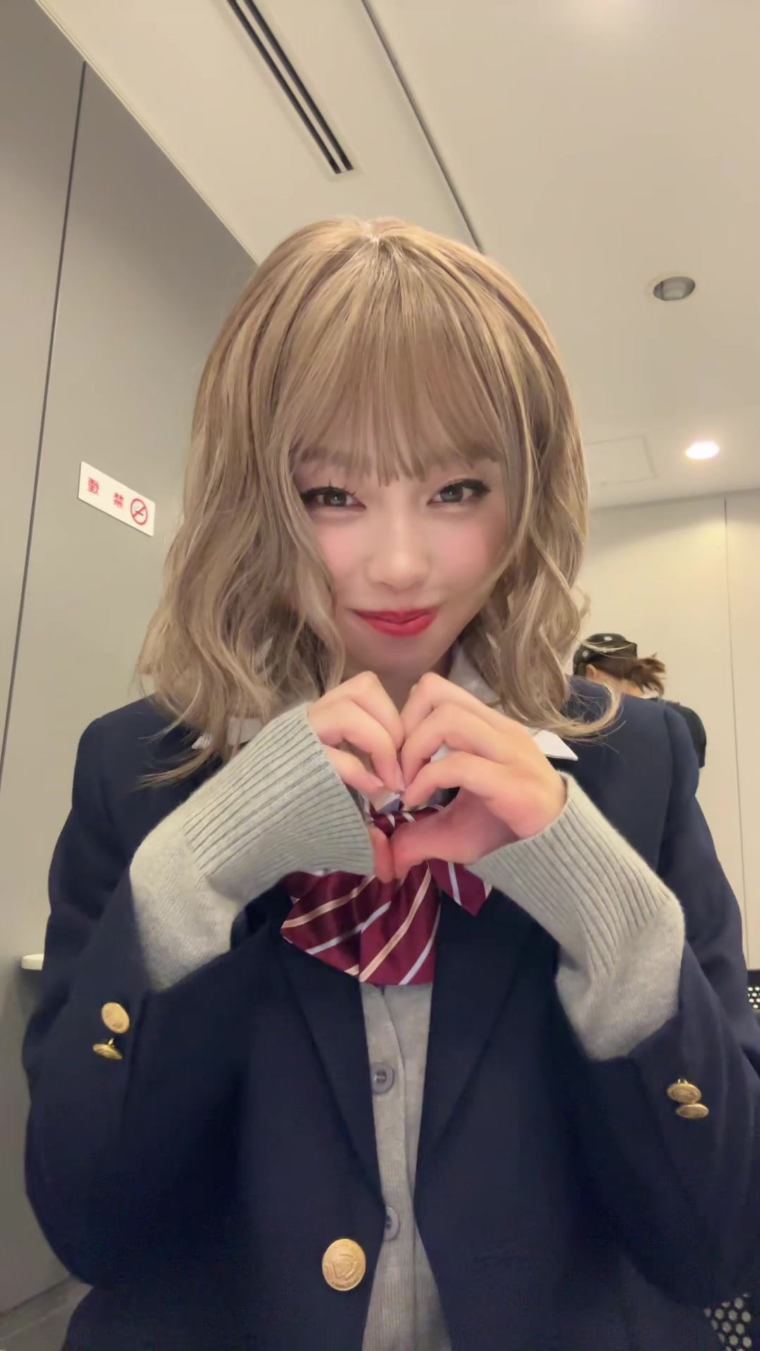 @山川愛理