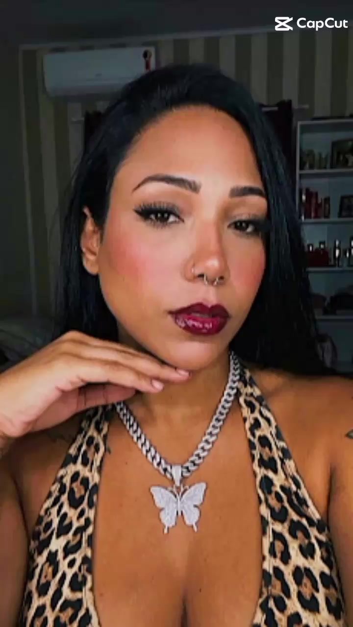 @💜✨️Paula Gonçalves ✨️💜