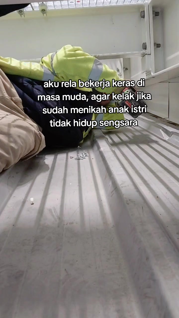 @Mas_ An_12 🇪🇺