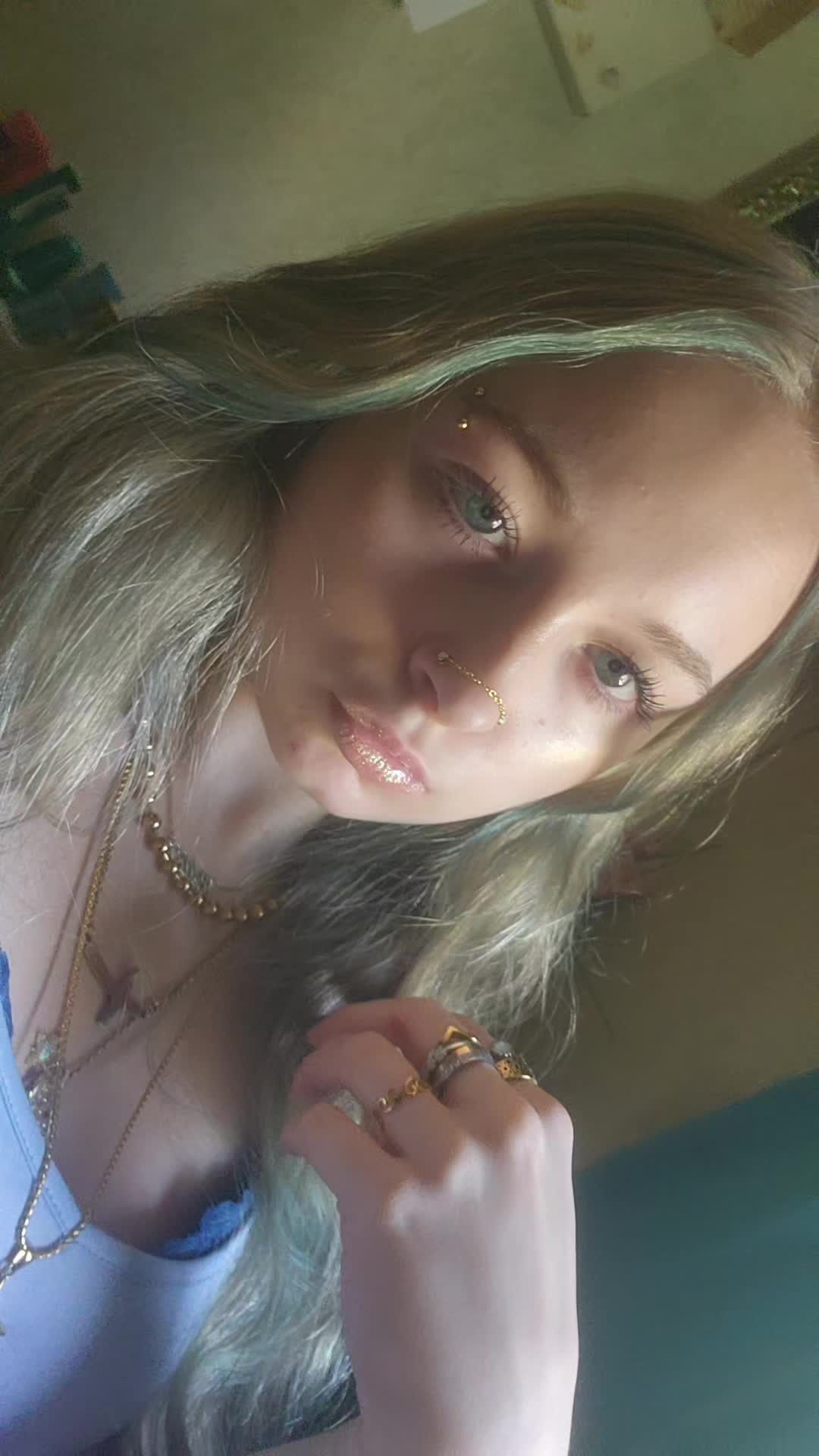 @💙 𝓑𝓮𝓵𝓵𝓪  ⚜️