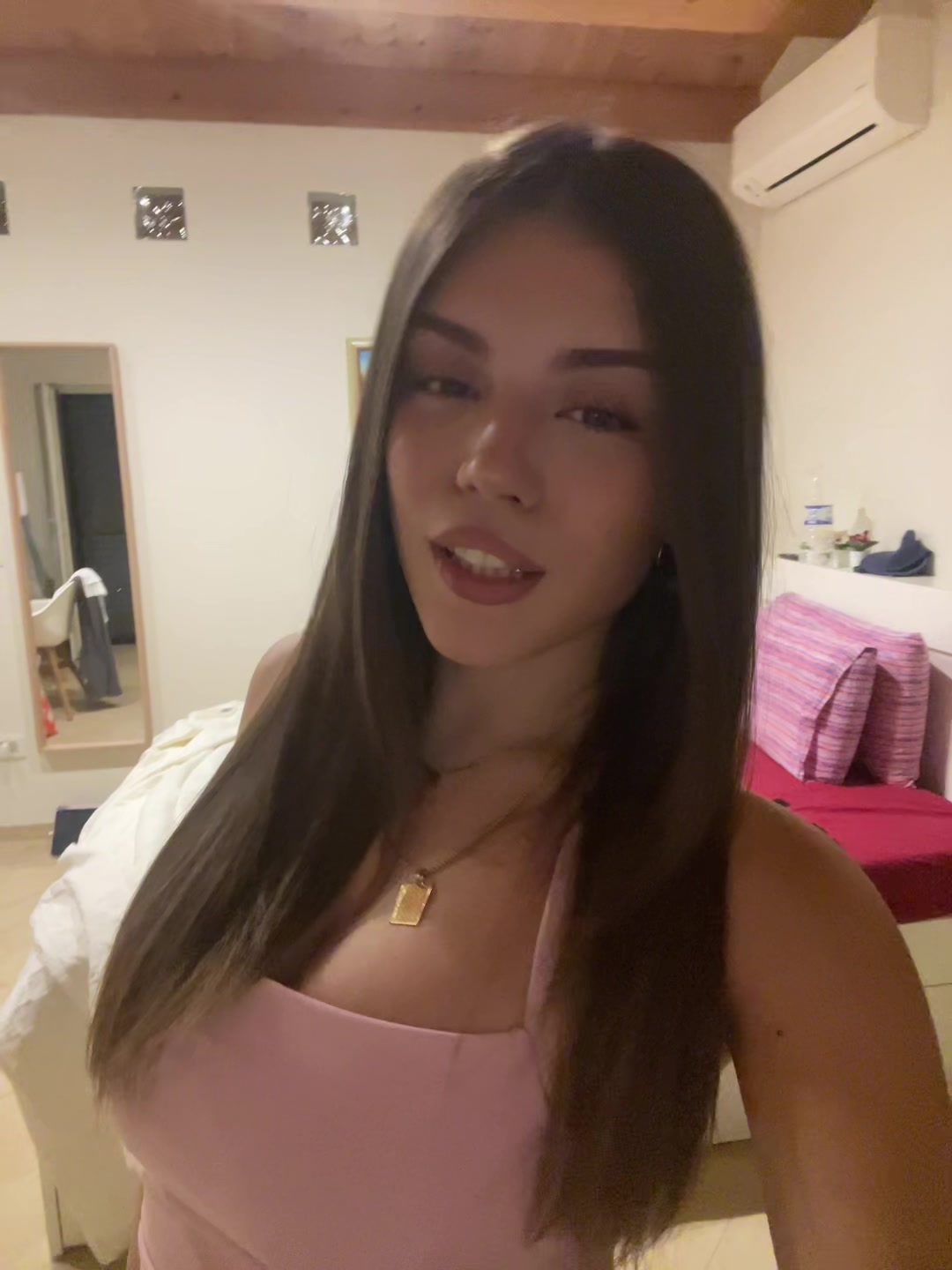 @user0497617487