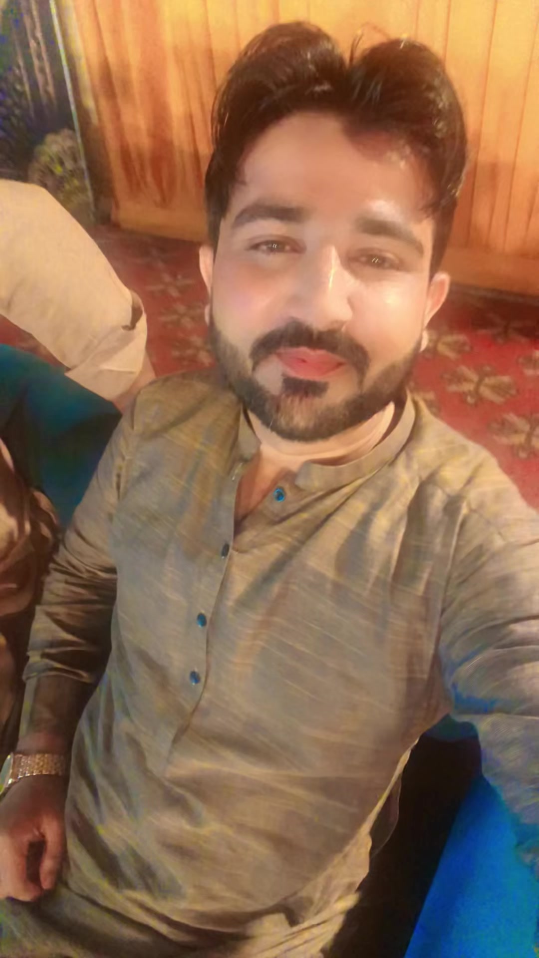 @M Naveed Kashmiri