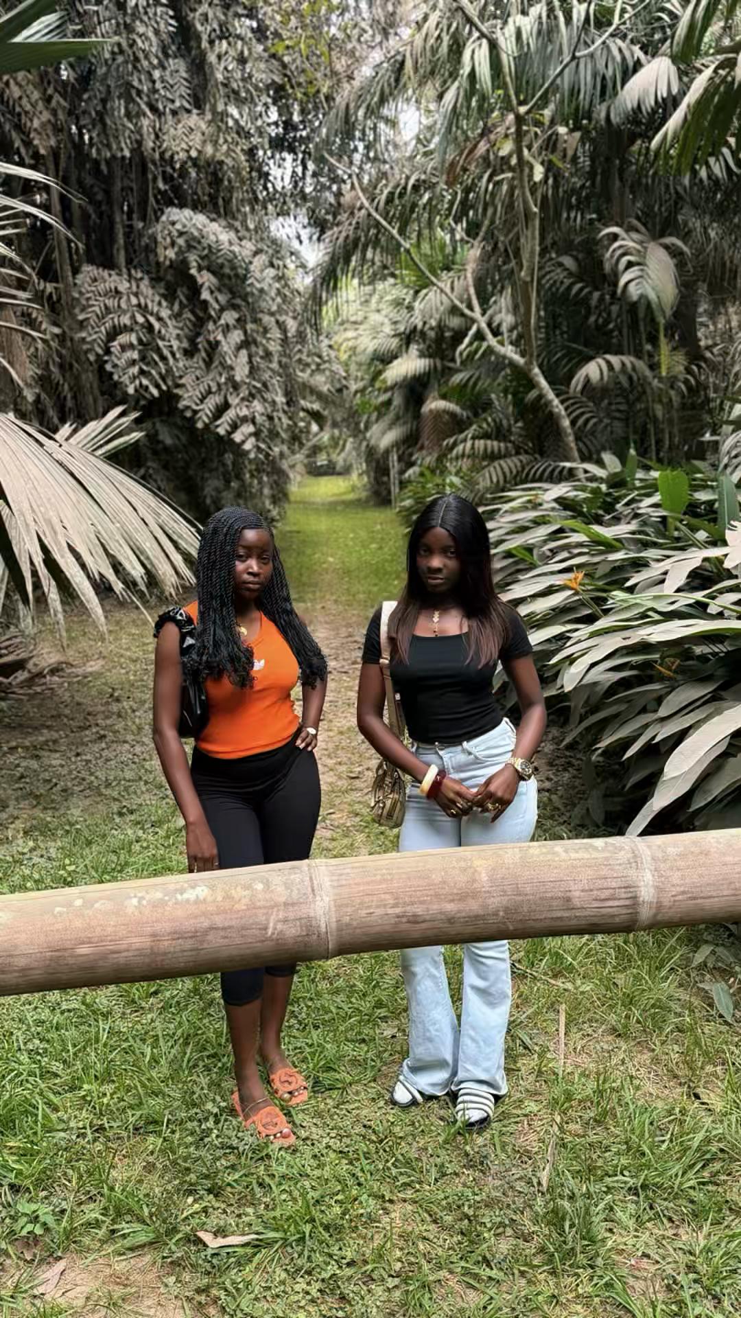 @Noir 🖤🧸🎀 meilleur 🥹🦋💎📌