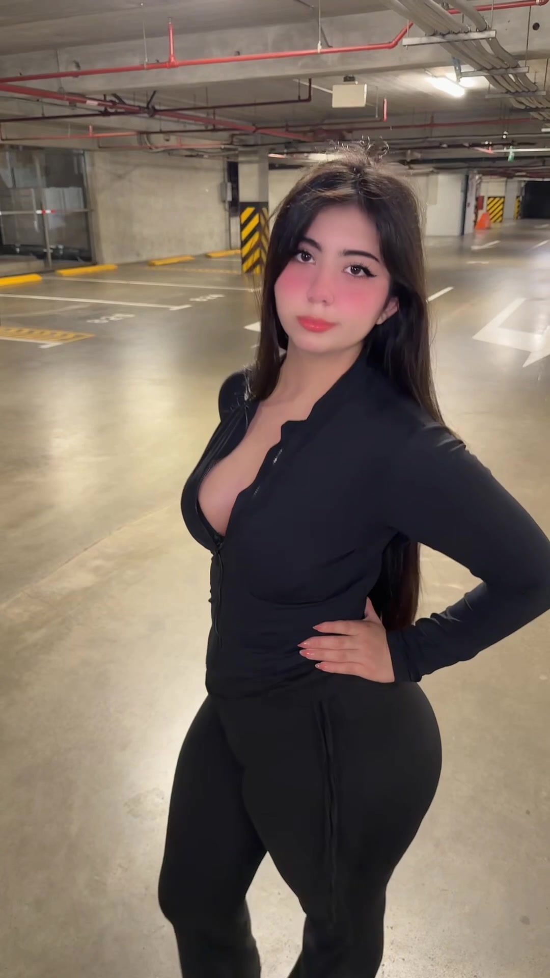 @Elenita