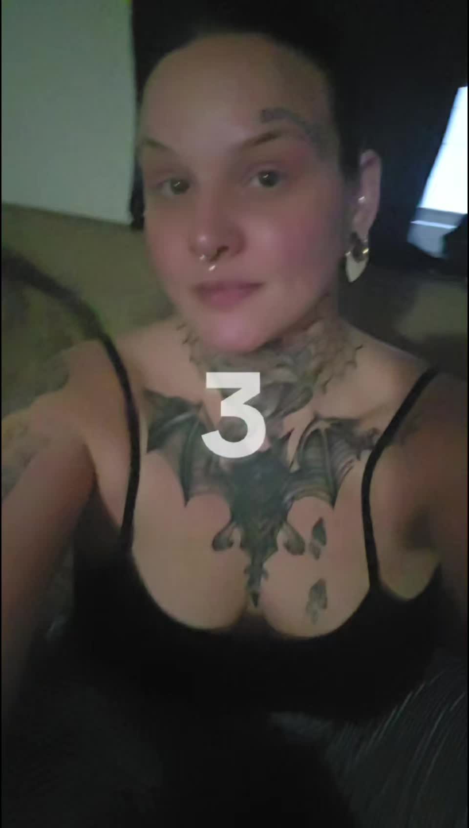 @Amber_pokesholes
