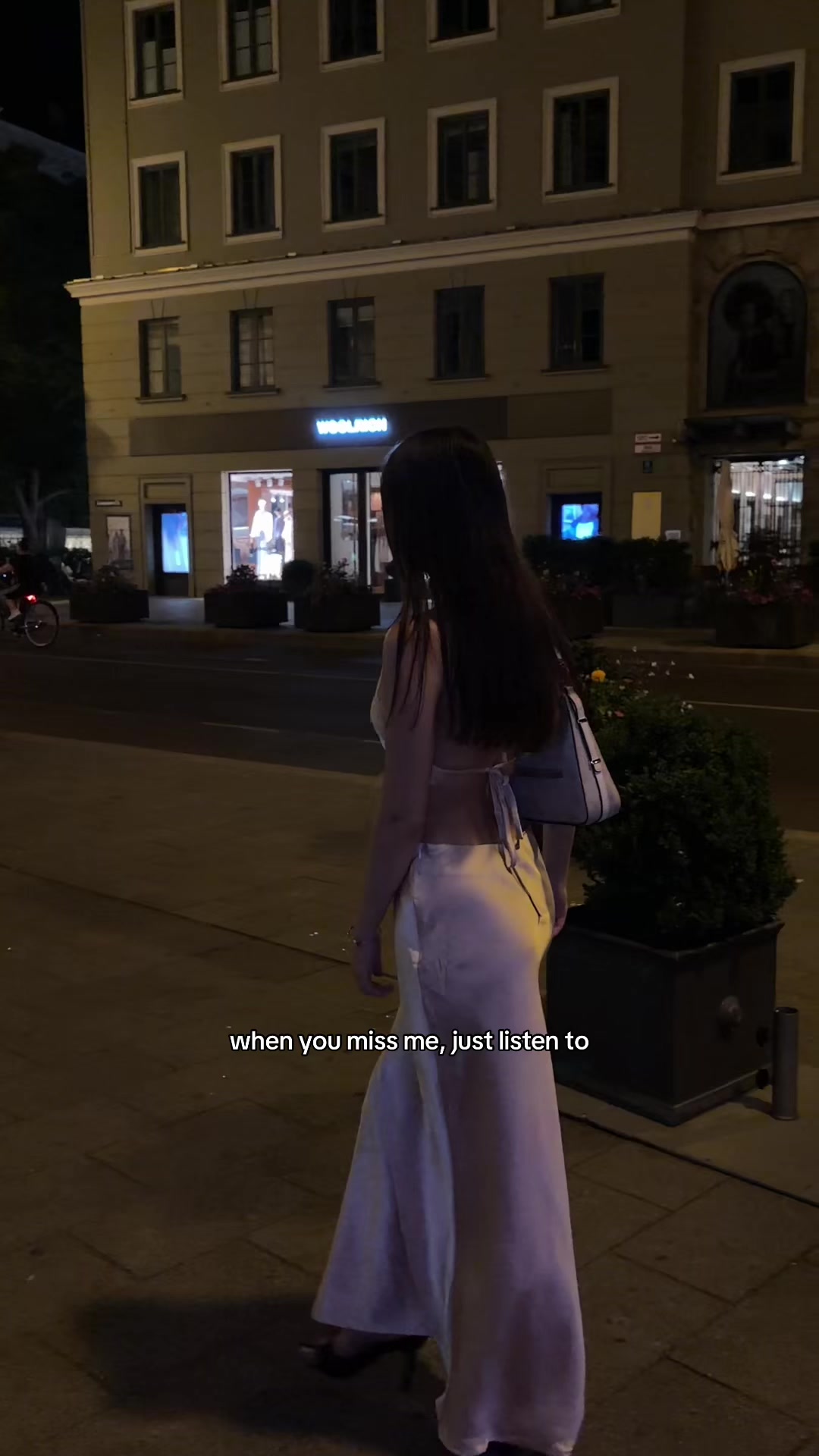 @๐โฌ