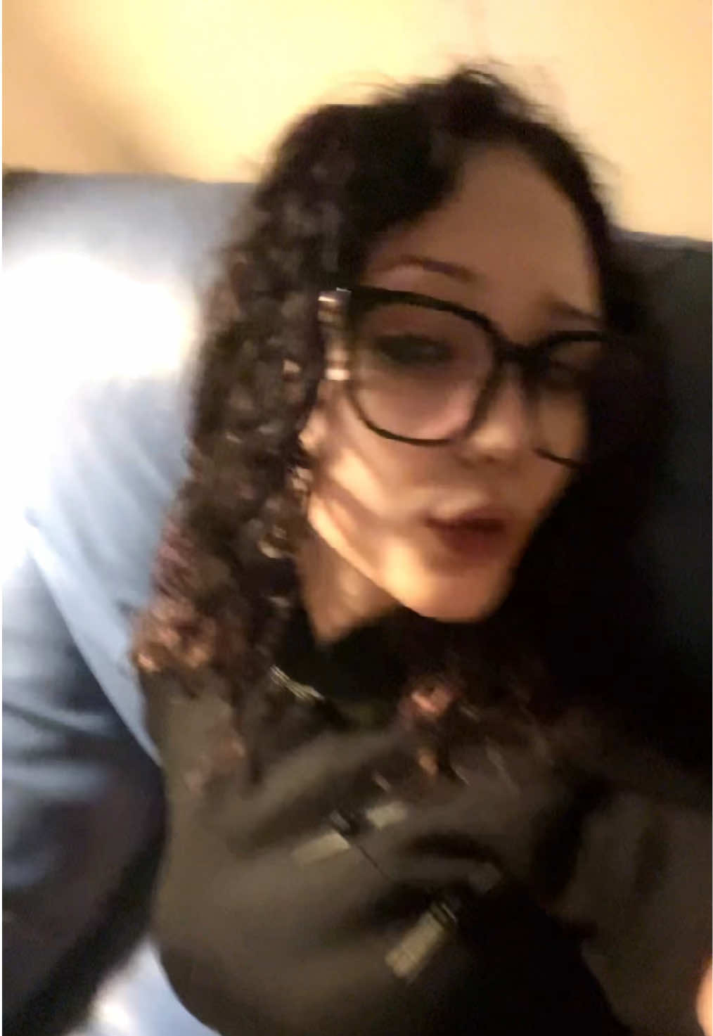 @crlysew