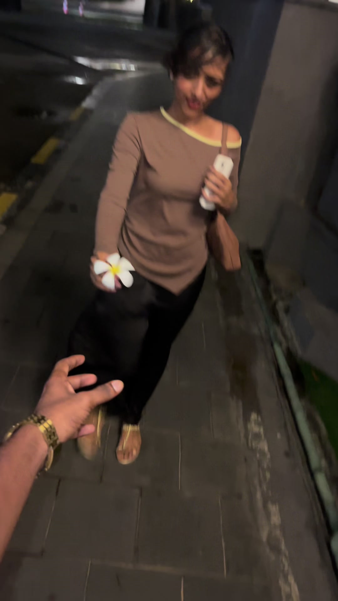 @Tharuuz🧿