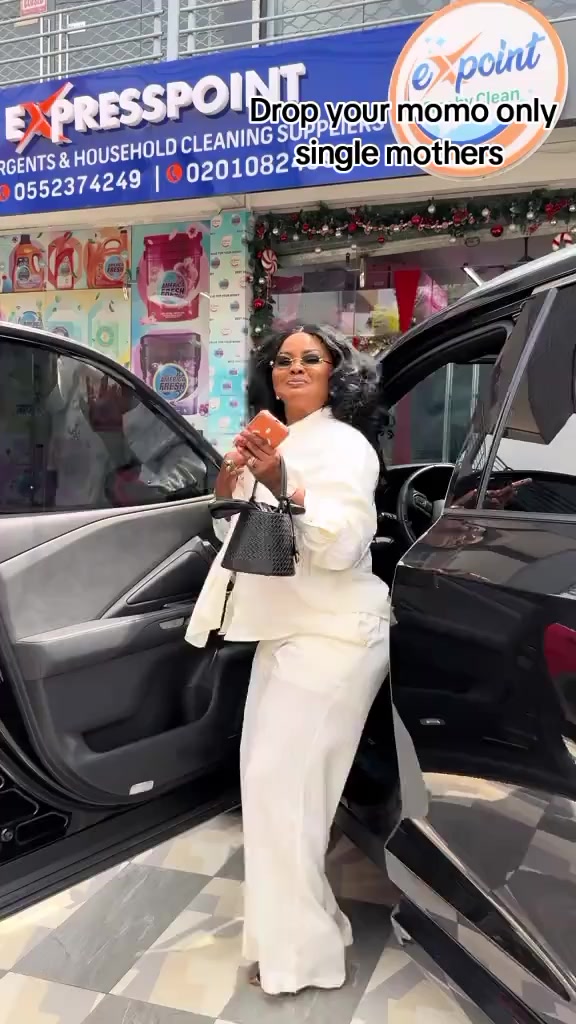 @Official Nana Amah