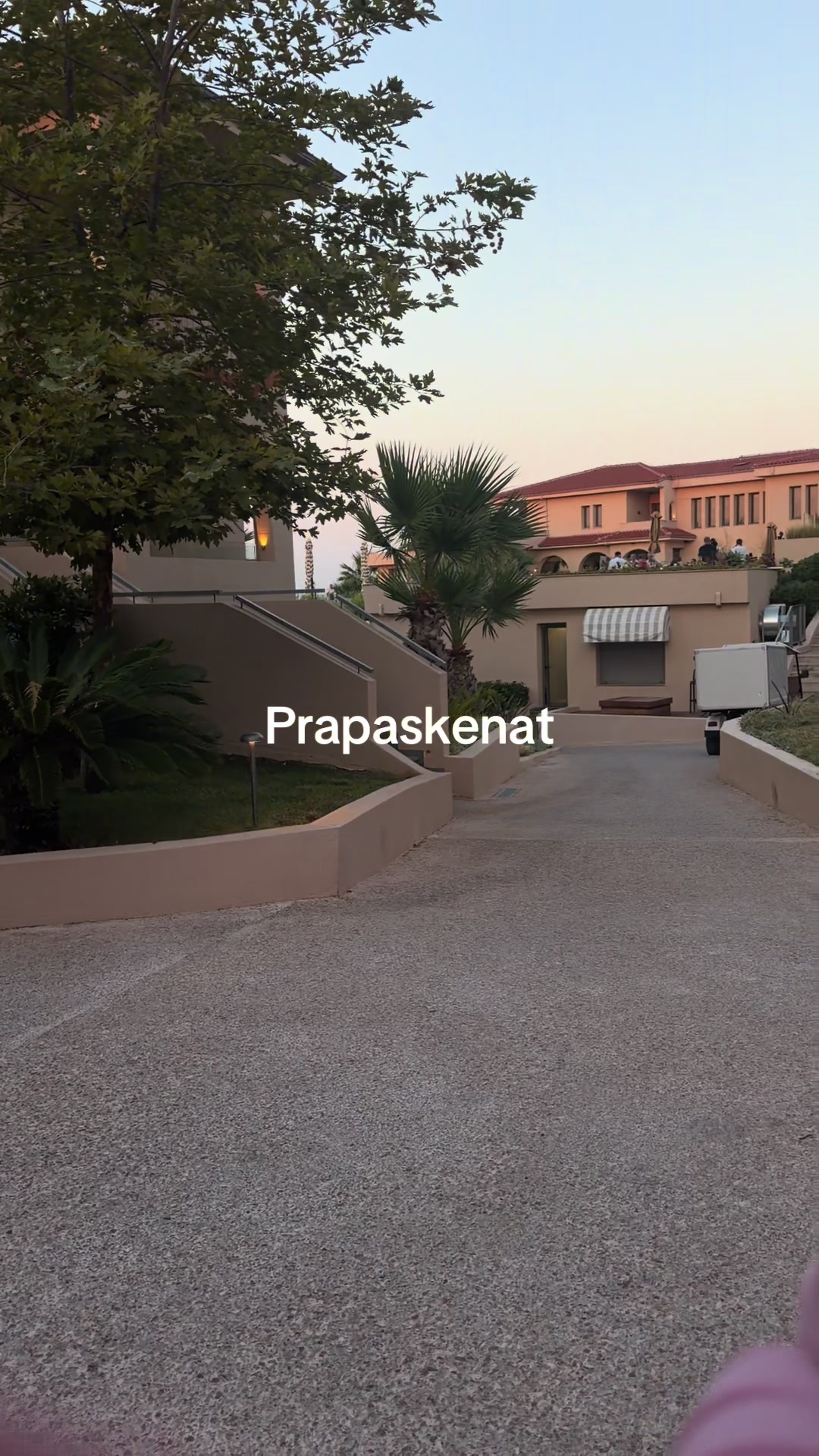 @E | B
