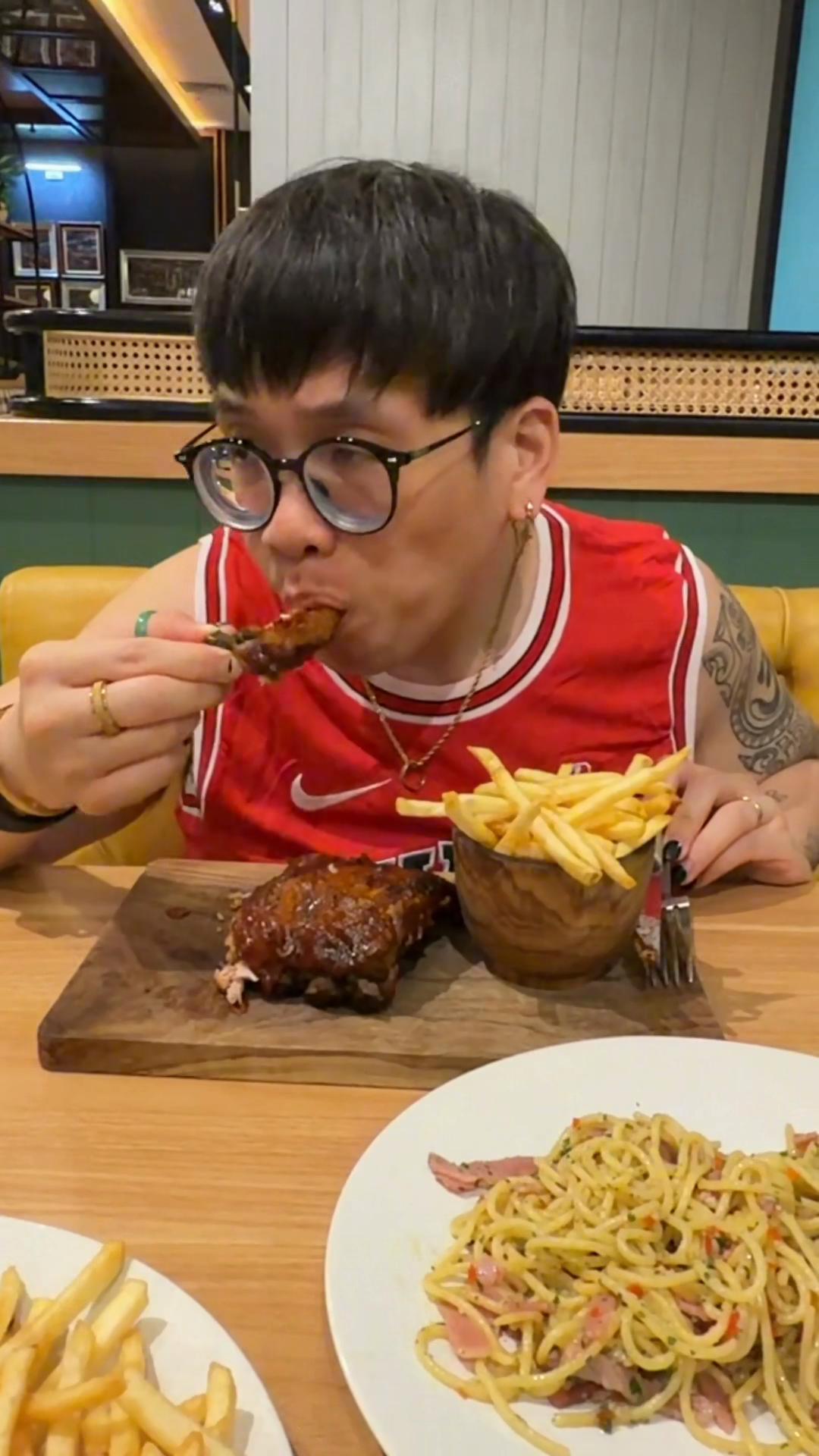 @Aku Makan Yah