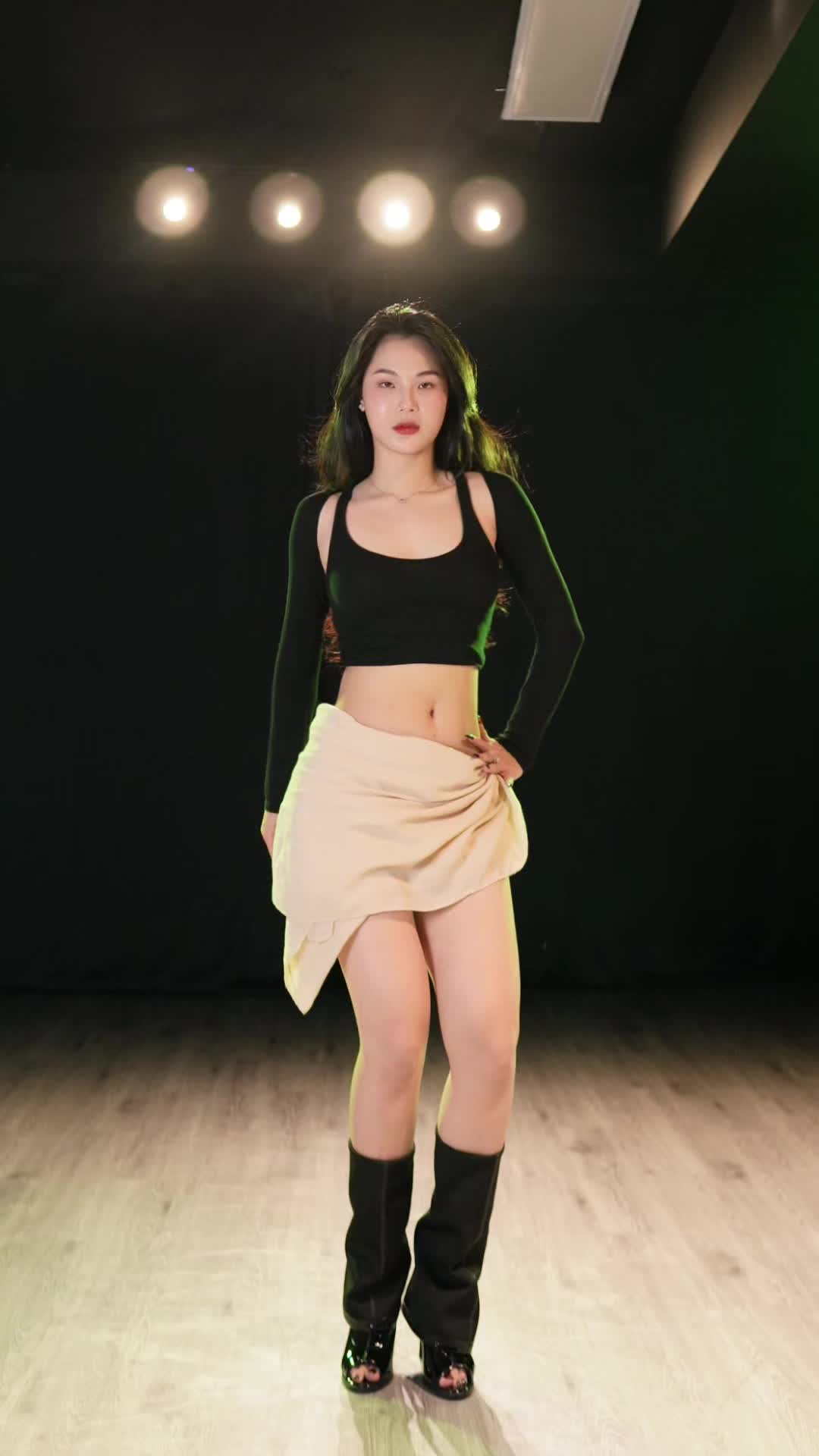 @Nguyễn Lê Hồng Minh