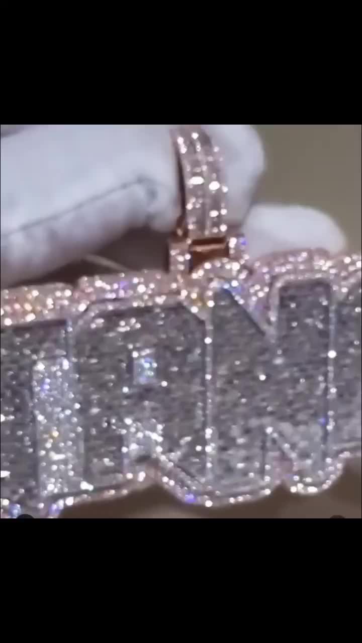 @JizzleBuckz_