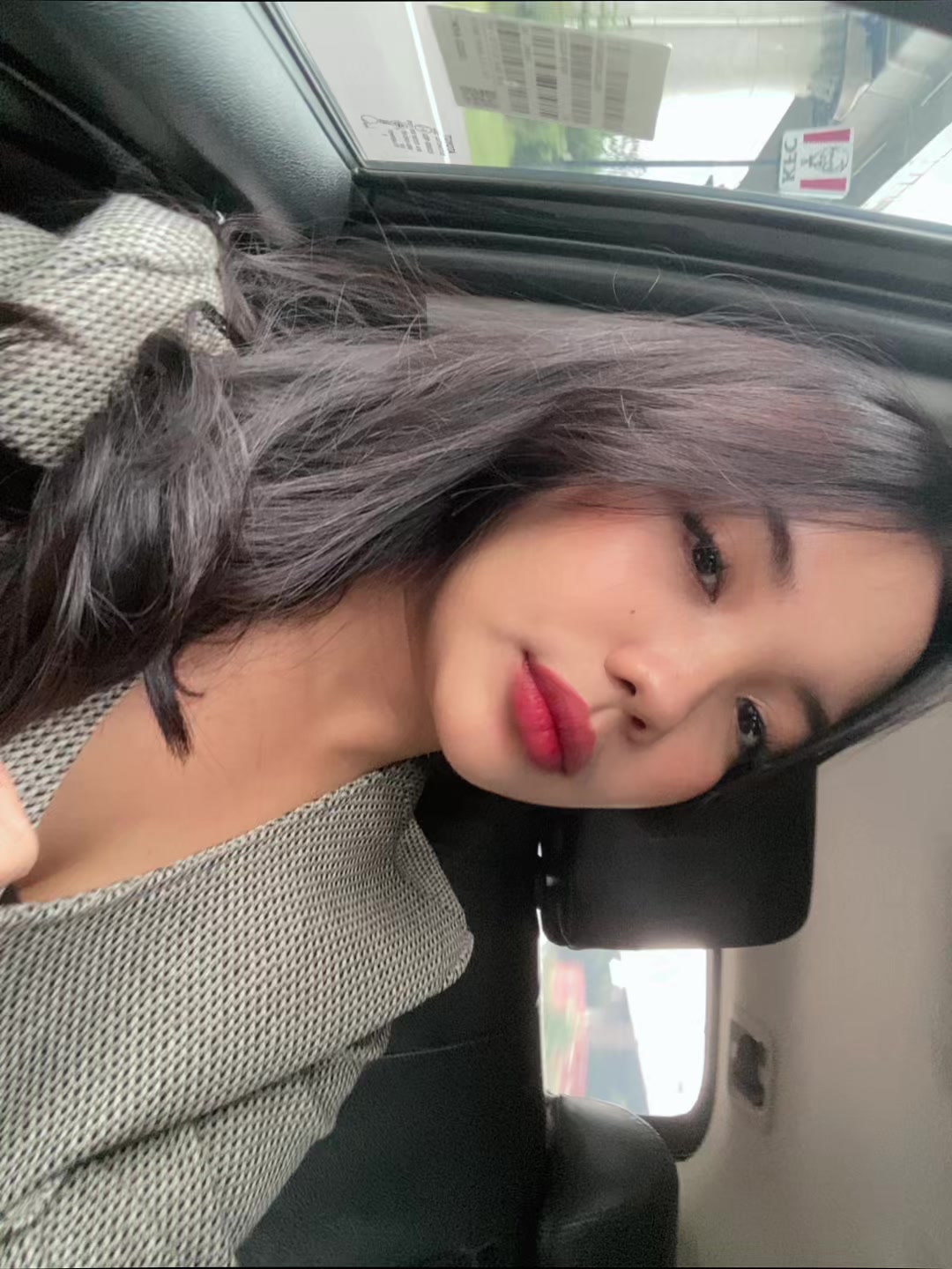 @d