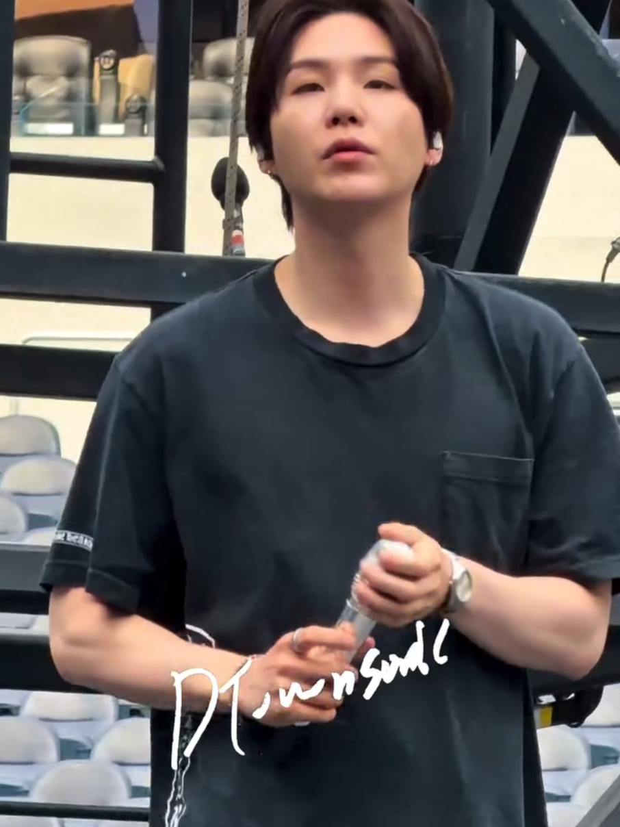 @Lily Army