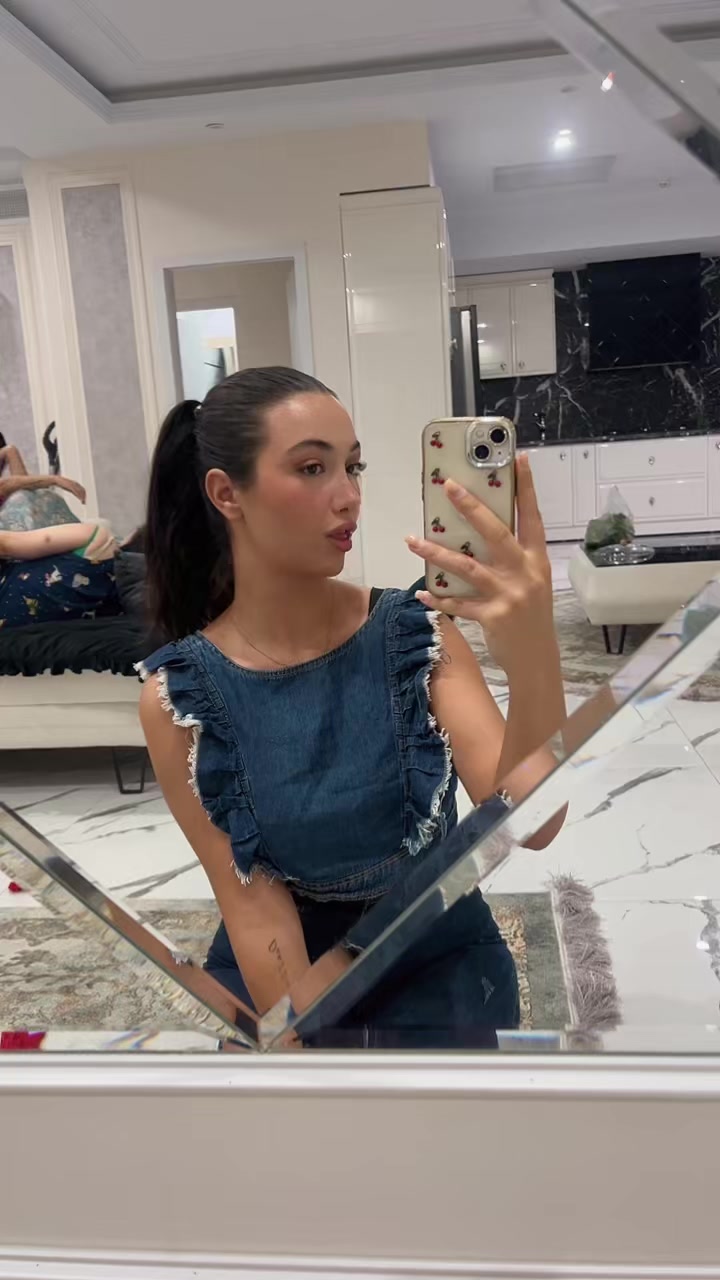 @Mehrsa