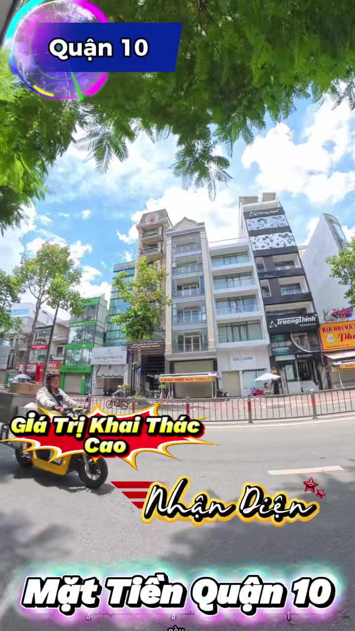 @Nhà Thật Trung Tâm SG