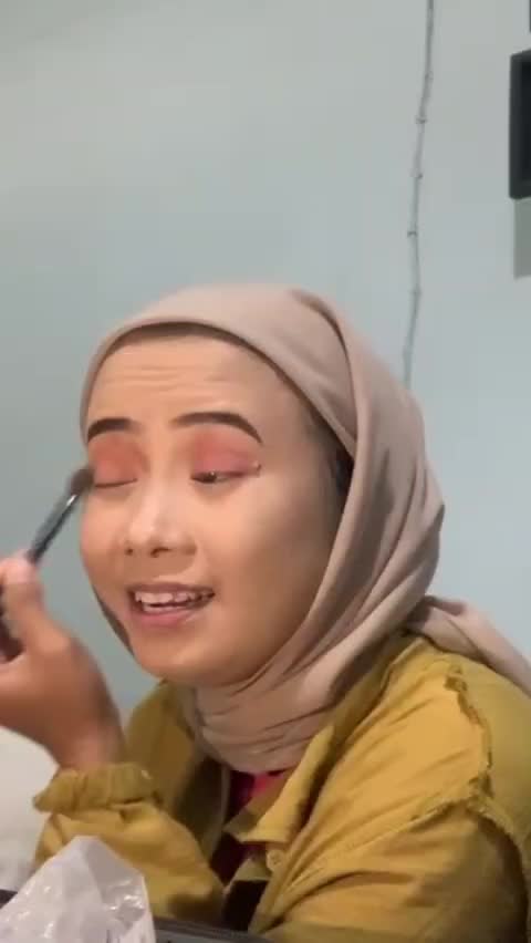@olaFebhy