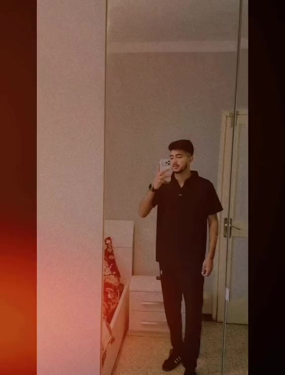 @🙈𝐼。𝐴𝑀。𝐵 𝒜 𝐿 𝐼 🇮🇹🙈