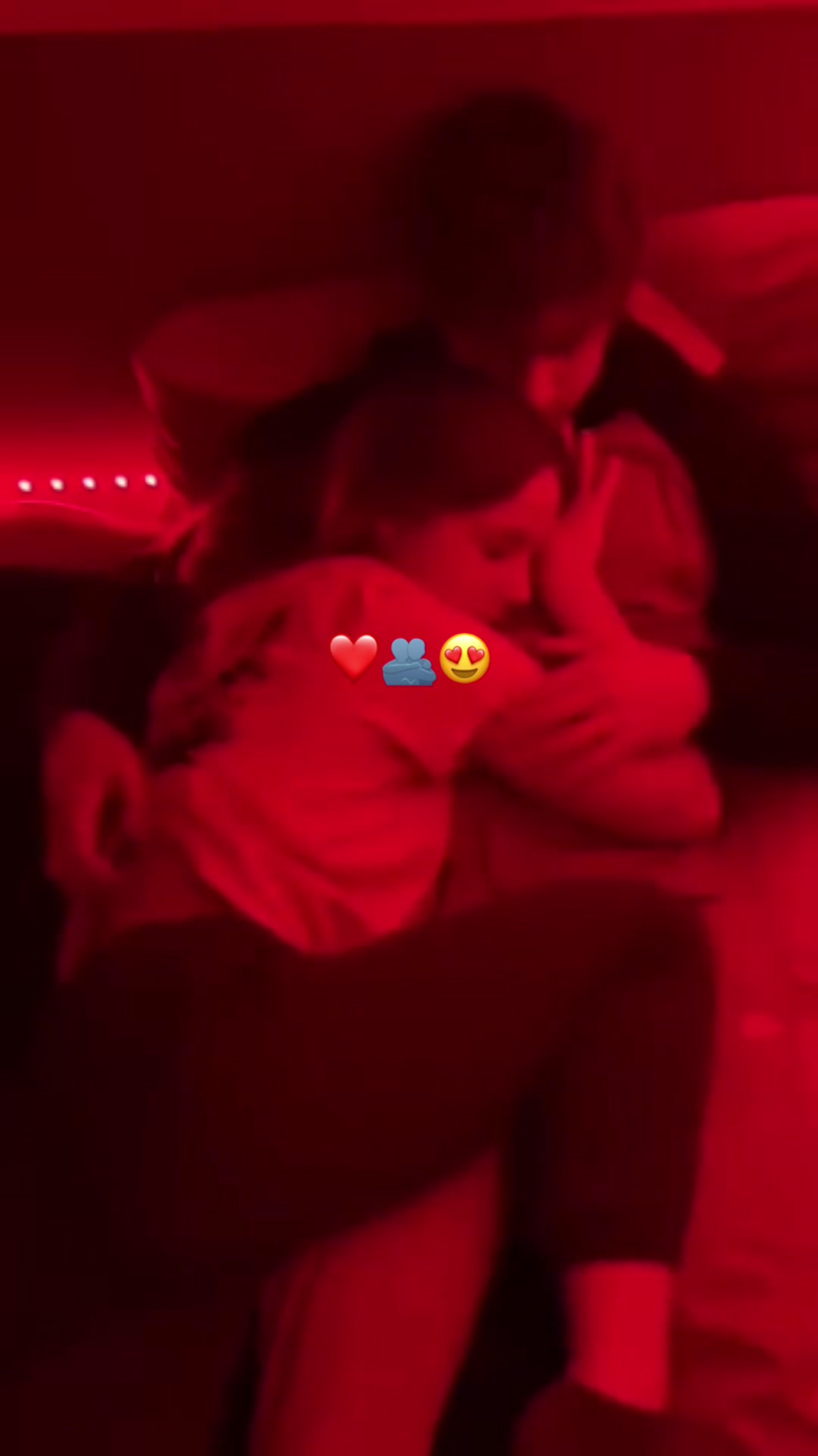 @Couple cute moment