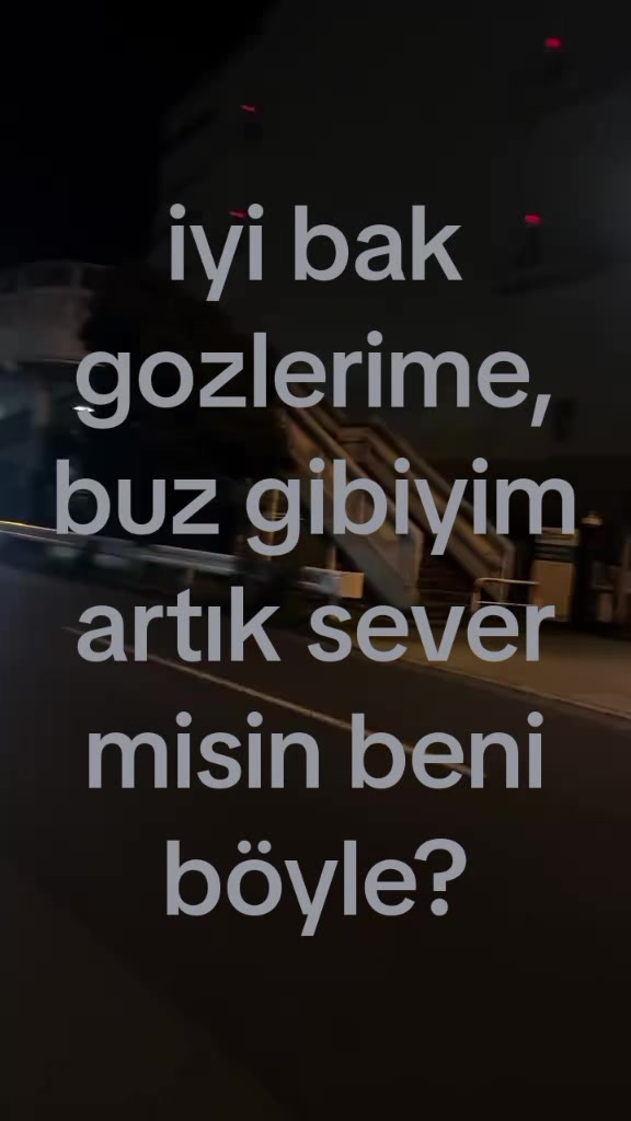 @꒰