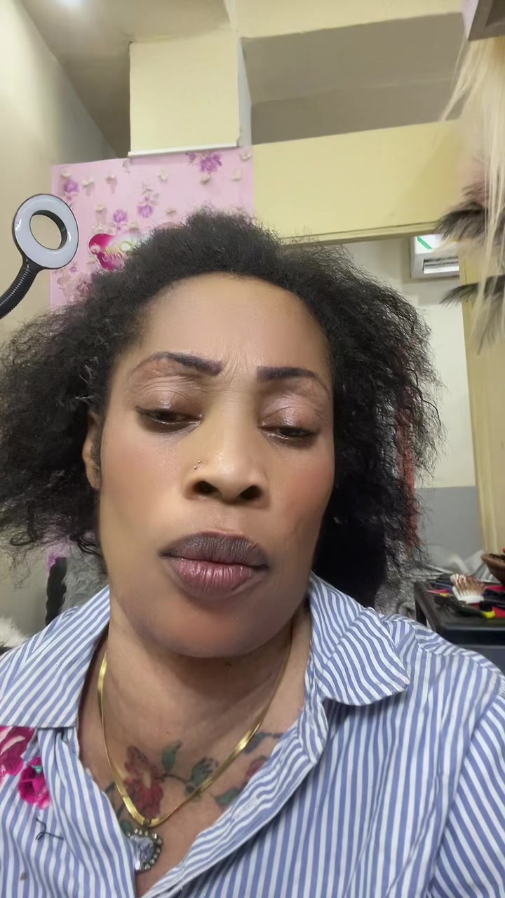 @Hair By Coll's Beauty Boutique