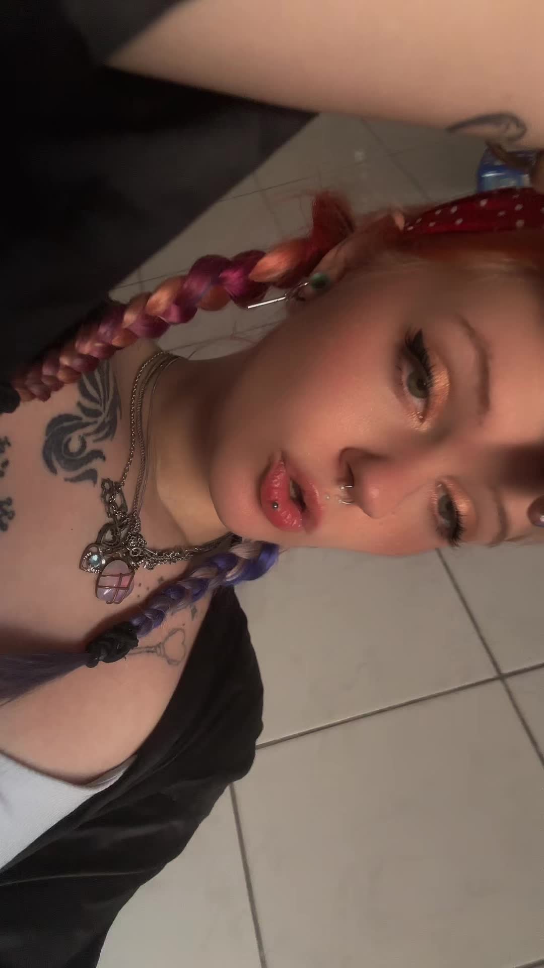 @👽Alien🧪Poison-🧙🏼&zwj;♀️Witch🌙