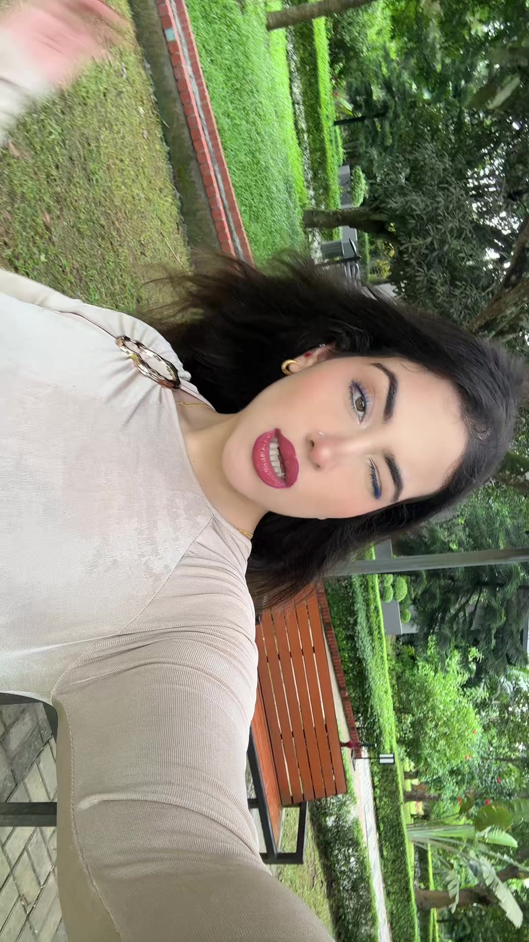 @eyana ayoune alzadi