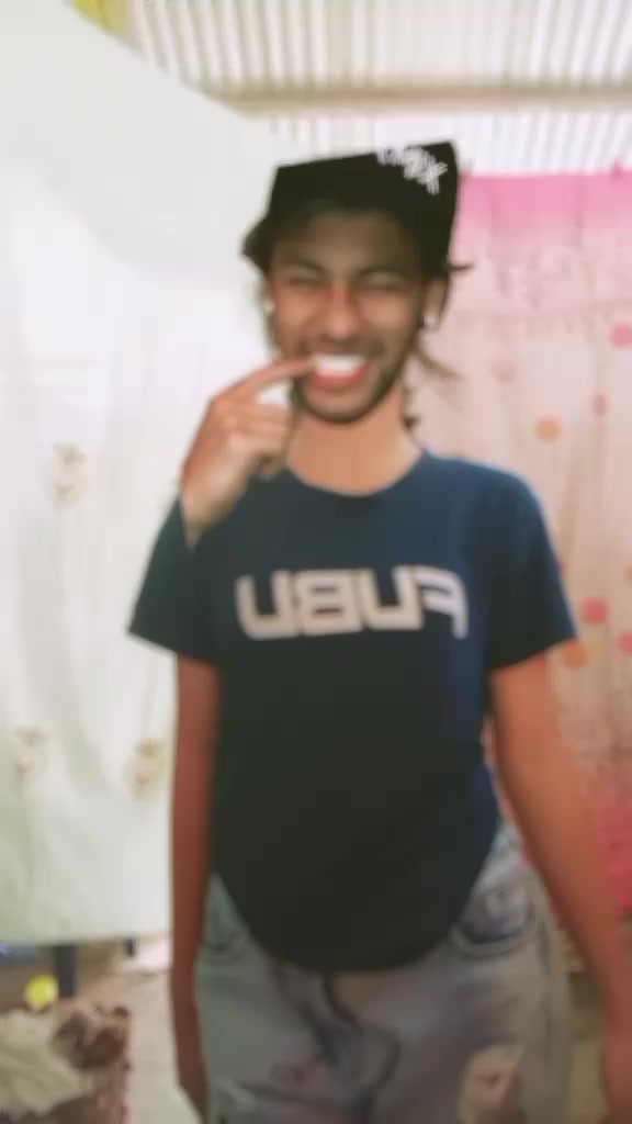 @iz_trxh.