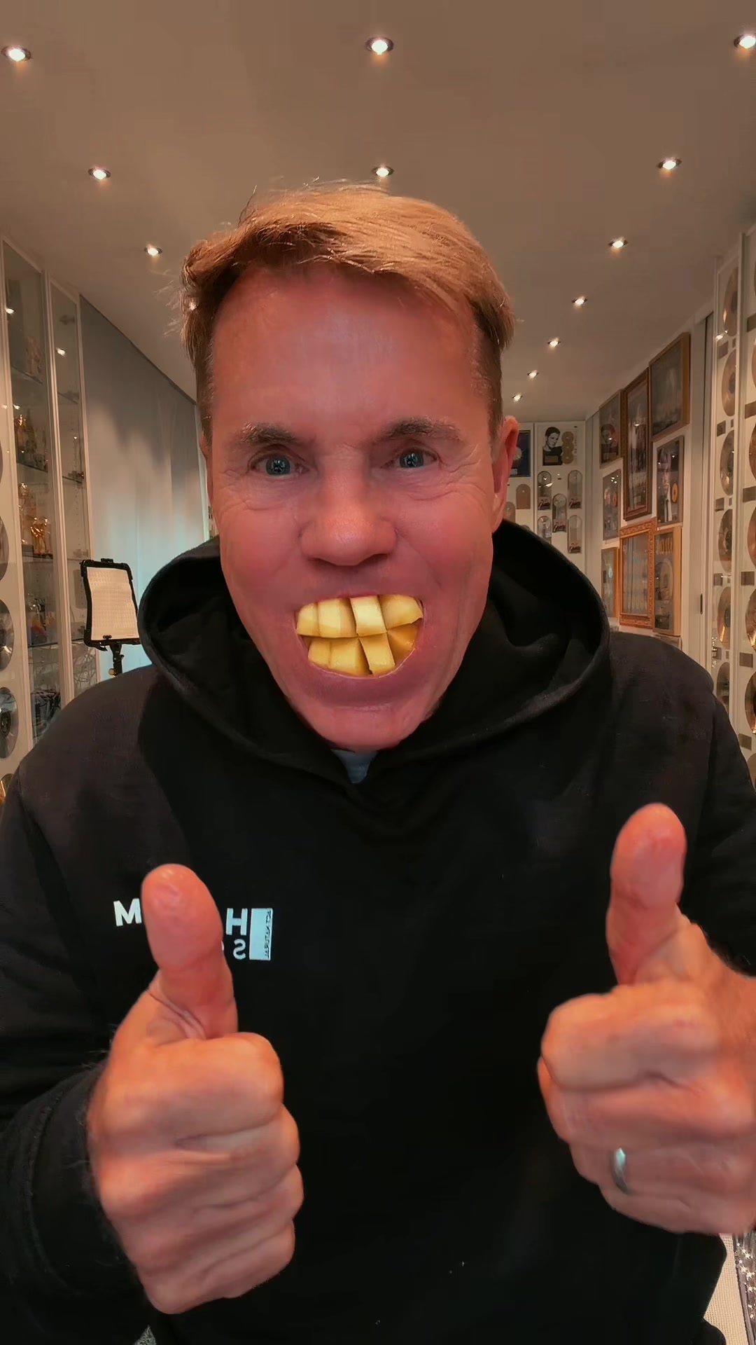 @Dieter Bohlen