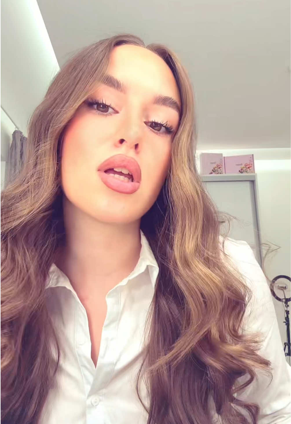 @anastasija ྀི