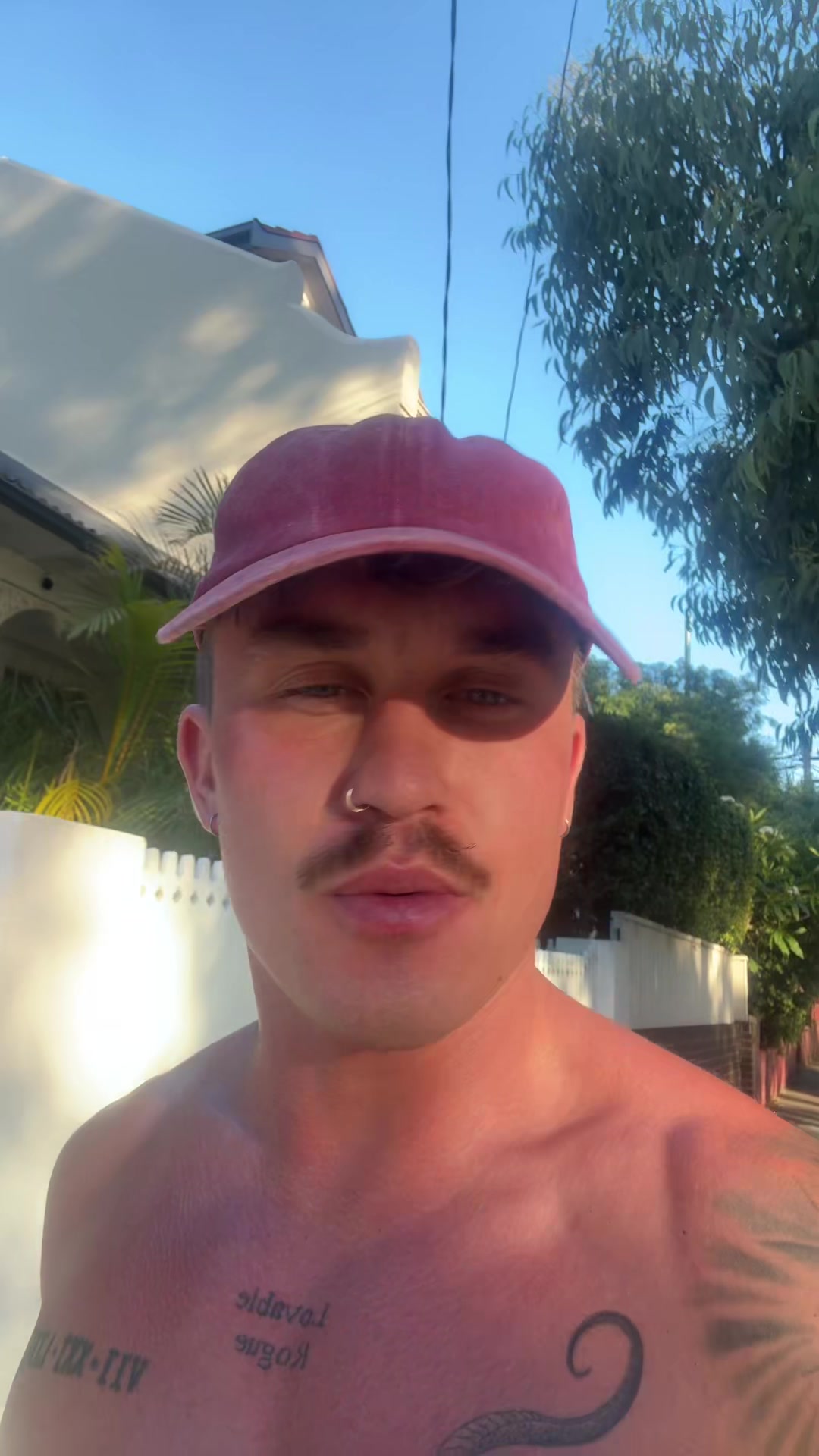 @JustFionn