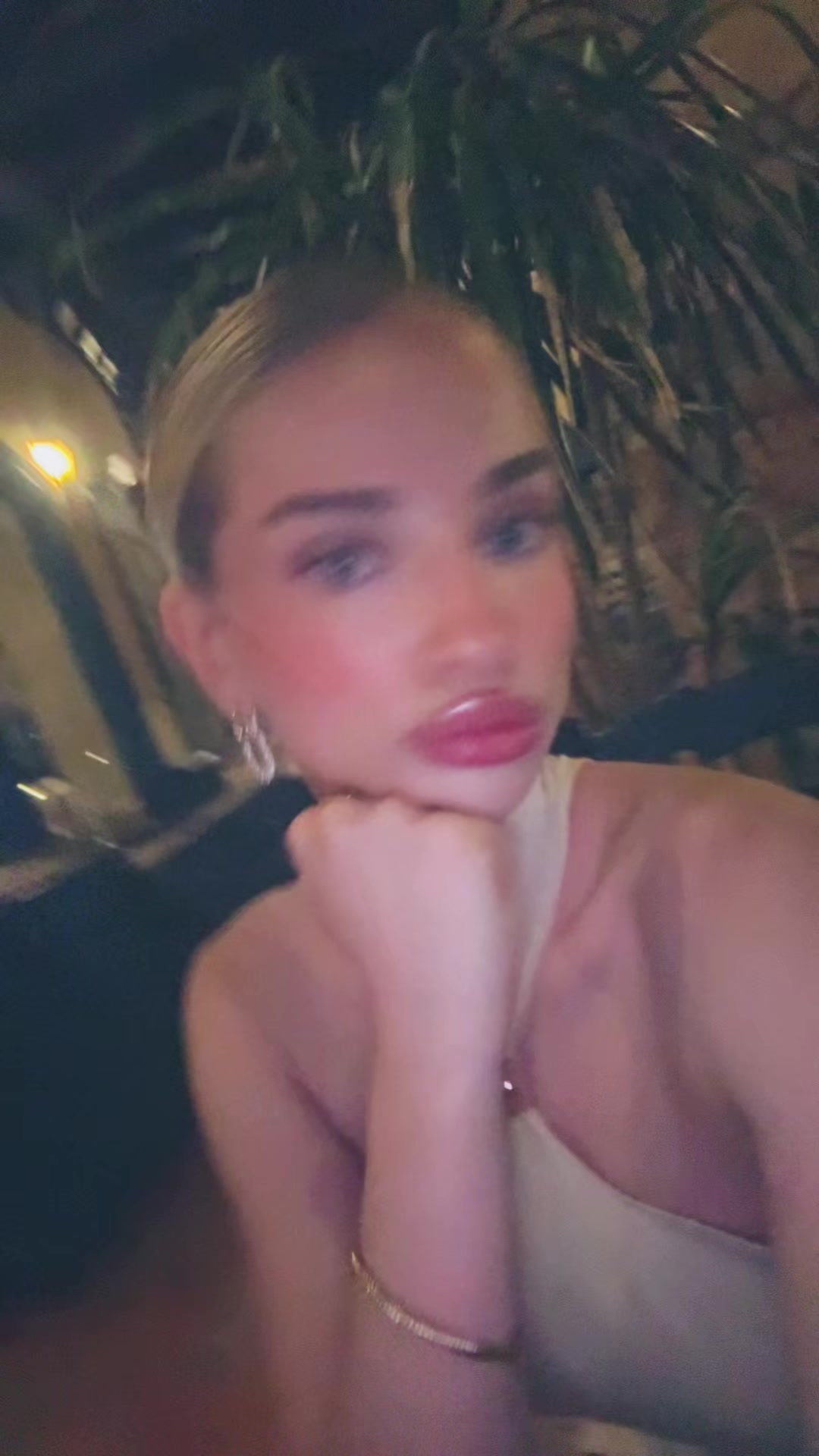 @D