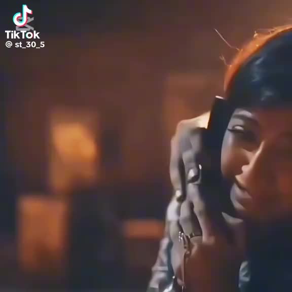 @آبًوٌ شُوٌآريَبً آلَآرنِبً😔❤️