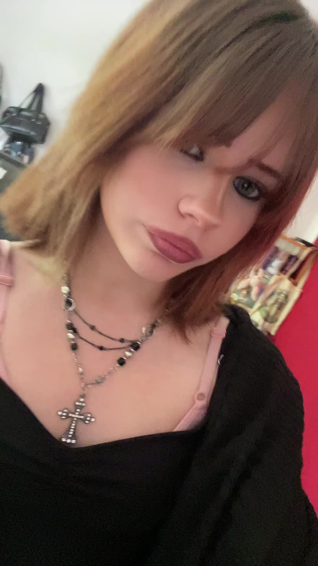 @SomeoneIguess?